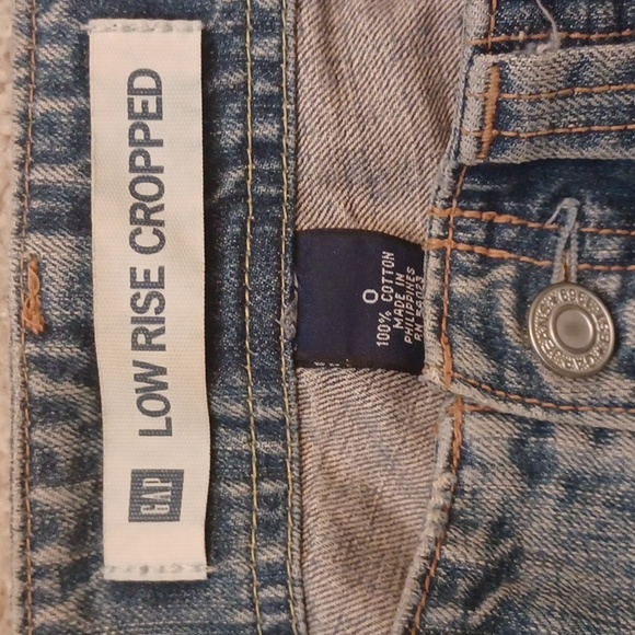 Gap Jeans Low Rise Cropped Faded Capri Pants, 100% Cotton - Picture 2 of 8